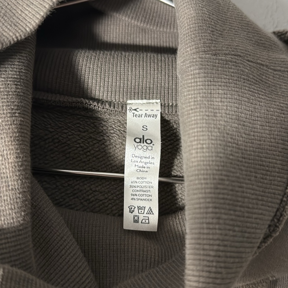 Alo Effortless hoodie cozy - Picture 4 of 4